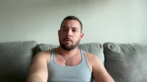 Snapshot of cboyy20 chatting on 02/08/25, 06:01 cboyy20 online show from 02/08/25, 06:01