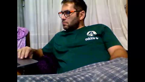 Snapshot of ccddrr2 chatting on 10/30/25, 09:48 ccddrr2 online show from 10/30/25, 09:48