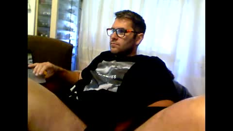 Snapshot of ccddrr2 chatting on 06/09/26, 08:59 ccddrr2 online show from 06/09/26, 08:59