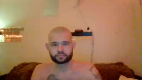 Snapshot of cchinchin169 chatting on 03/28/26, 06:35 chin online show from 03/28/26, 06:35