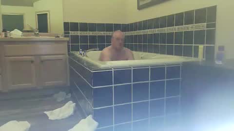 cclfhw8962753 online show from 11/13/25, 04:22