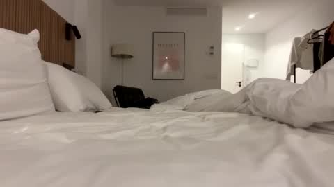 cclovefrench online show from 10/12/25, 01:15