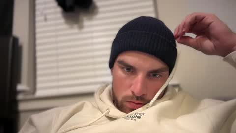 Rivs online show from 09/25/25, 02:26