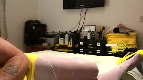 Claire online show from 02/03/26, 09:36