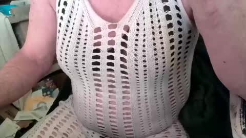 Snapshot of cdjenni4u chatting on 05/17/26, 06:37 cdjenni4u online show from 05/17/26, 06:37