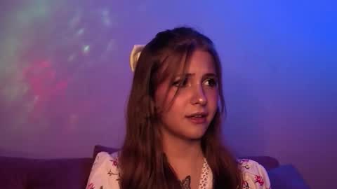 Snapshot of ceceliapidcock chatting on 10/03/25, 07:11 Lina online show from 10/03/25, 07:11