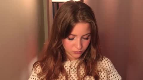 Snapshot of ceceliapidcock chatting on 12/02/25, 07:31 Lina online show from 12/02/25, 07:31