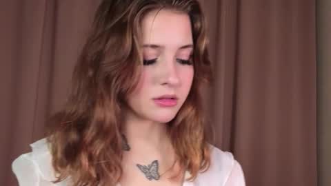 Snapshot of ceceliapidcock chatting on 03/04/26, 07:20 Lina online show from 03/04/26, 07:20