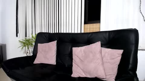 ceci online show from 02/10/26, 01:10