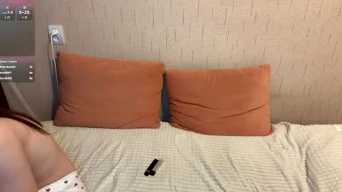 Gina and Dora online show from 04/18/26, 07:07