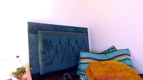 Snapshot of cedrixx10 chatting on 09/21/25, 12:01 Cedrixx10 online show from 09/21/25, 12:01