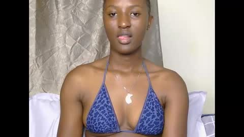 cee_queen online show from 05/27/26, 02:25