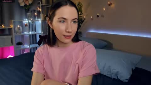 Josie Manesi online show from 03/06/25, 02:09