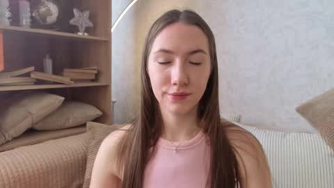 Josie Manesi online show from 09/10/25, 05:29