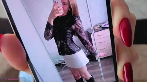 Josie Manesi online show from 04/16/26, 06:14