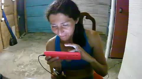 Snapshot of celeste198694 chatting on 02/05/25, 03:34 celeste198694 online show from 02/05/25, 03:34