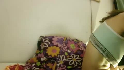 Snapshot of celeste198694 chatting on 03/17/26, 07:28 celeste198694 online show from 03/17/26, 07:28