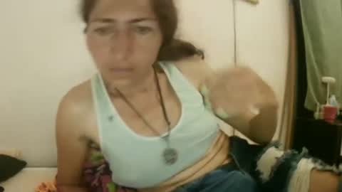 Snapshot of celeste198694 chatting on 03/19/26, 05:28 celeste198694 online show from 03/19/26, 05:28