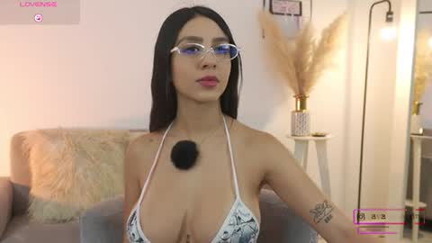 Snapshot of celeste_1220 chatting on 06/13/26, 11:13 Alice online show from 06/13/26, 11:13