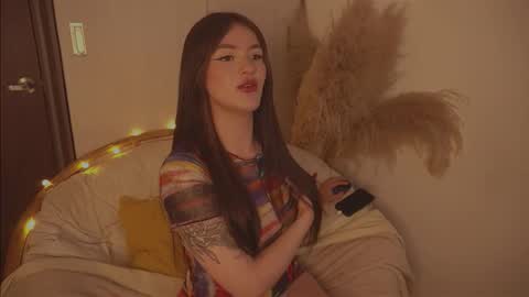 Diane Independent model online show from 11/13/25, 08:52