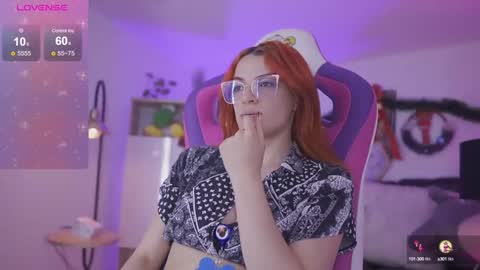 Snapshot of celeste_blazze chatting on 12/19/24, 04:46 Celeste online show from 12/19/24, 04:46