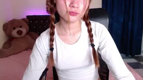 C E L E S T E  online show from 03/19/26, 01:48