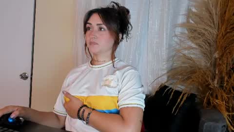 Snapshot of celeste_rodriguez_ chatting on 07/08/26, 12:04 online show from 07/08/26, 12:04