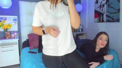 celeste_starsss online show from 11/20/25, 09:31