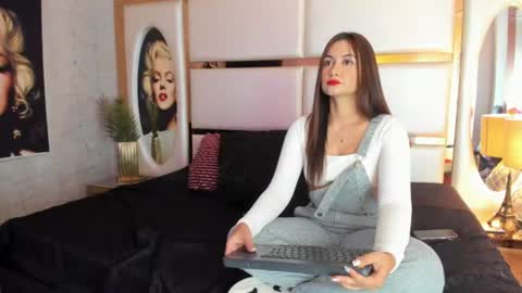 Snapshot of celeste_starsss chatting on 07/15/26, 09:31 celeste_starsss online show from 07/15/26, 09:31