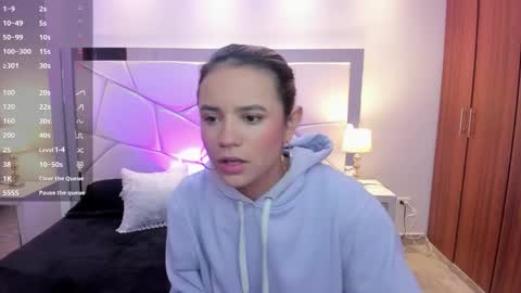 Snapshot of celestee_rain chatting on 09/12/25, 11:21 celestee_rain online show from 09/12/25, 11:21