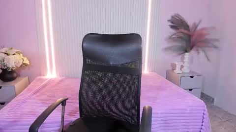 celestemoon5 online show from 02/20/26, 04:53