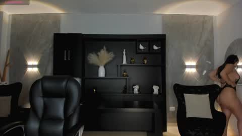 Snapshot of celestepalmer_x chatting on 01/28/25, 02:11 Celeste online show from 01/28/25, 02:11