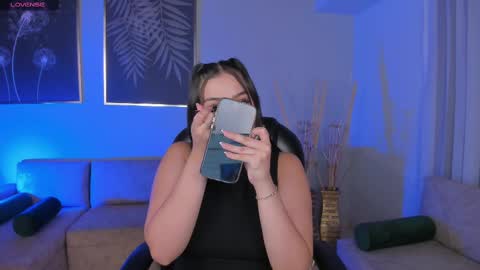 Snapshot of celestepalmer_x chatting on 02/20/25, 03:01 Celeste online show from 02/20/25, 03:01