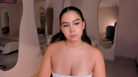 Snapshot of celestepalmer_x chatting on 09/29/25, 09:14 Celeste online show from 09/29/25, 09:14