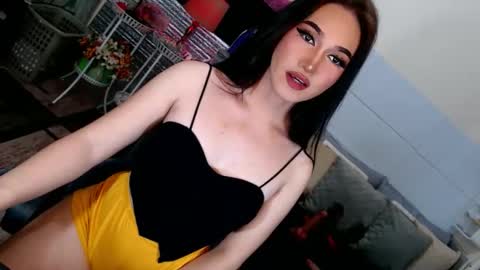 Snapshot of celestine223 chatting on 01/10/26, 06:59 Celestine online show from 01/10/26, 06:59