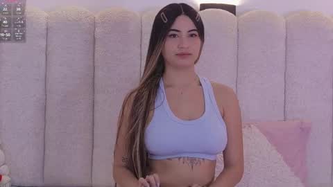 celestte_vanegas online show from 05/11/26, 06:05