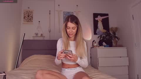 Celin online show from 03/19/26, 05:50