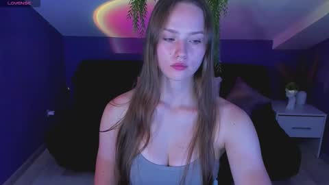 Snapshot of celinecharm_ chatting on 09/14/25, 01:32 elin online show from 09/14/25, 01:32