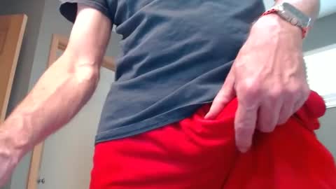 Snapshot of centerfield24 chatting on 03/05/25, 08:00 Centerfield online show from 03/05/25, 08:00