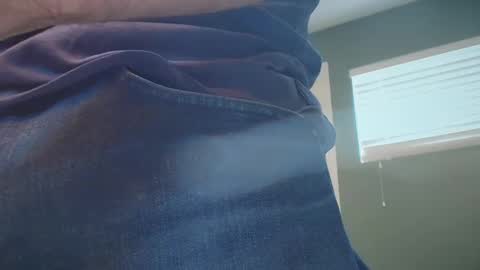 Snapshot of centerfield24 chatting on 09/25/25, 09:51 Centerfield online show from 09/25/25, 09:51