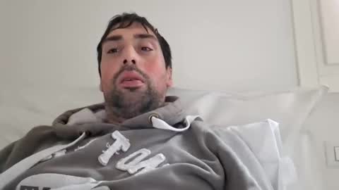 Snapshot of cercoavenezia chatting on 11/01/25, 02:30 Enrico online show from 11/01/25, 02:30