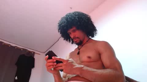 Snapshot of cesar_master_ chatting on 05/14/26, 11:17 cesar_master_ online show from 05/14/26, 11:17