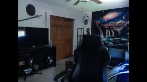 Marie online show from 10/01/25, 04:57