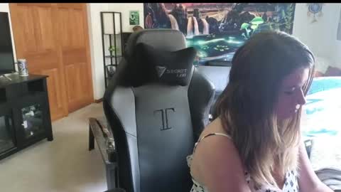 Marie online show from 04/14/26, 02:34