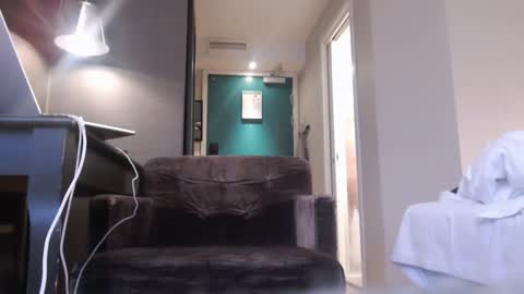 Snapshot of cfnmfriendly chatting on 12/23/24, 01:45 cfnmfriendly online show from 12/23/24, 01:45