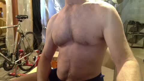 cfnmworkout1 online show from 01/24/25, 07:39