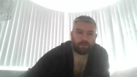 ch33ky85 online show from 01/12/26, 01:05