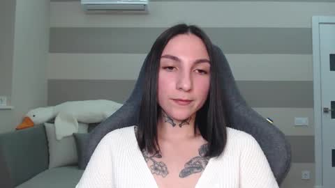 Kate online show from 02/25/25, 06:53