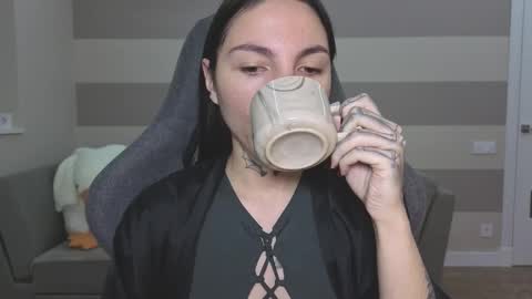 Kate online show from 10/06/25, 07:17