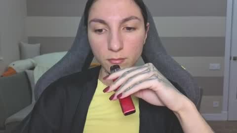 Kate online show from 04/17/26, 06:16